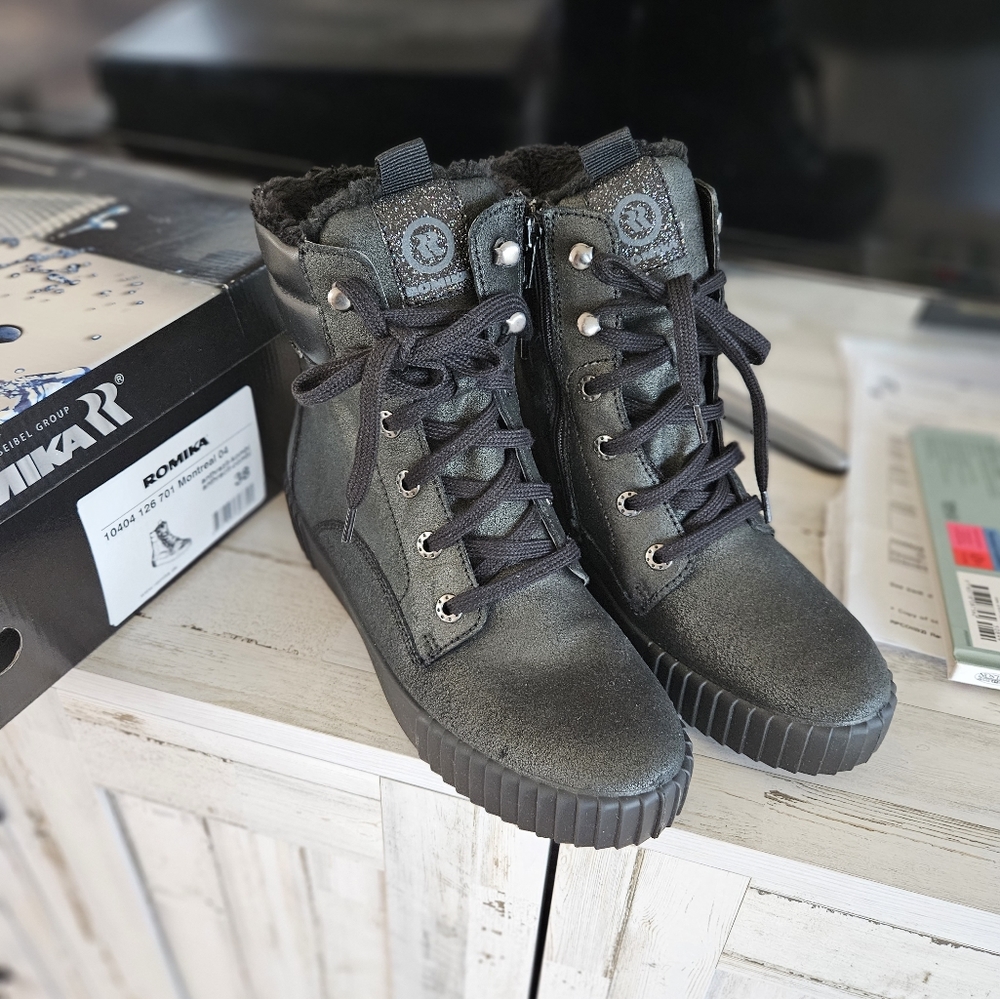 ROMIKA  Women Montreal 04 Boot Waterproof 7-7.5 NWT